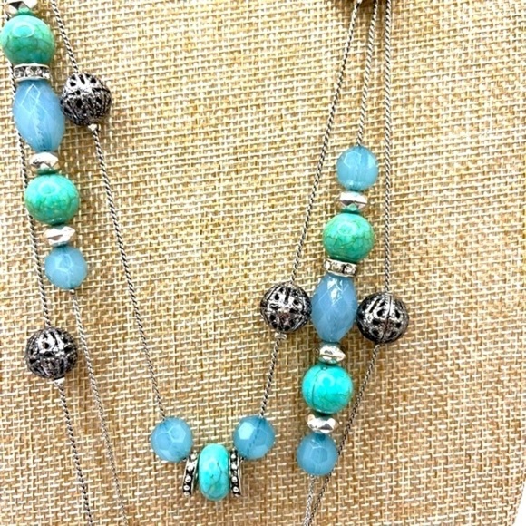 Long Stations Green Bead Necklace with Silvertone 60” Versatile - Picture 4 of 7